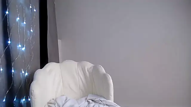 ElliaSquirtGirl online show from February 19, 2025, 3:16 pm