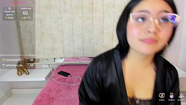 Snapshot of Annie9_ chatting on February 8, 2025, 2:04 am Annie9  online show from February 8, 2025, 2:04 am