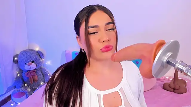 Snapshot of Isa_belaa chatting on March 1, 2025, 12:17 am Isa belaa online show from March 1, 2025, 12:17 am