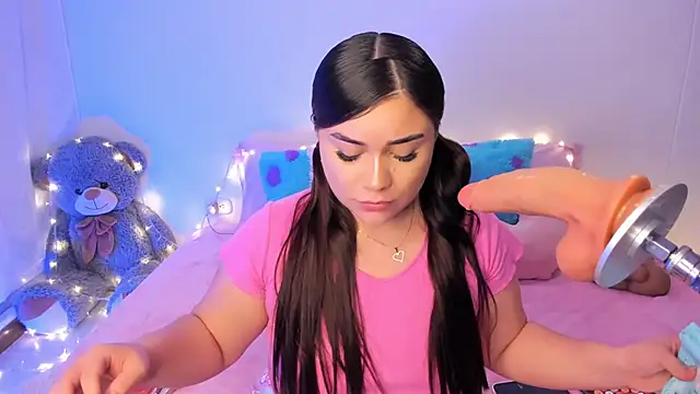 Snapshot of Isa_belaa chatting on March 18, 2025, 11:08 am Isa belaa online show from March 18, 2025, 11:08 am