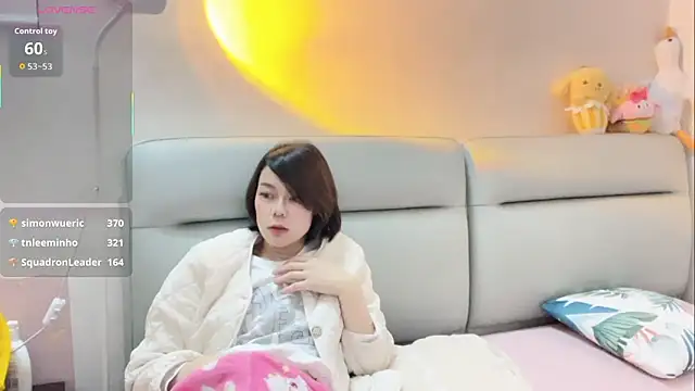 Snapshot of Linda-LL chatting on February 16, 2026, 4:25 pm Linda-LL online show from February 16, 2026, 4:25 pm