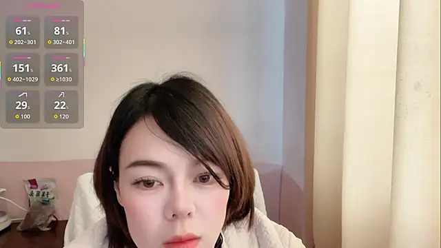 Snapshot of Linda-LL chatting on February 18, 2026, 4:41 am Linda-LL online show from February 18, 2026, 4:41 am