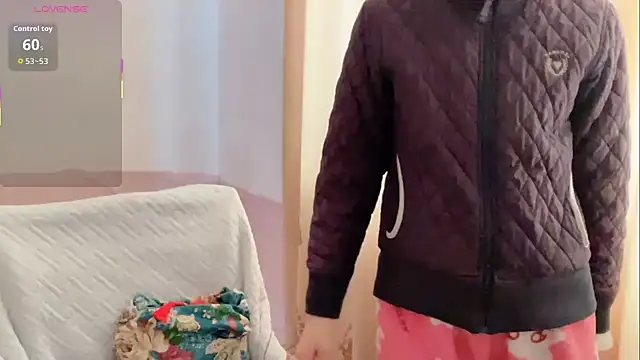 Snapshot of Linda-LL chatting on February 21, 2026, 3:40 am Linda-LL online show from February 21, 2026, 3:40 am