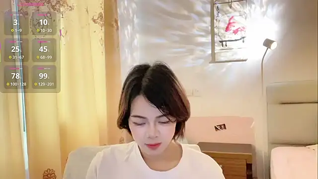 Snapshot of Linda-LL chatting on February 27, 2026, 2:33 am Linda-LL online show from February 27, 2026, 2:33 am