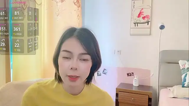 Snapshot of Linda-LL chatting on March 18, 2026, 4:26 am Linda-LL online show from March 18, 2026, 4:26 am