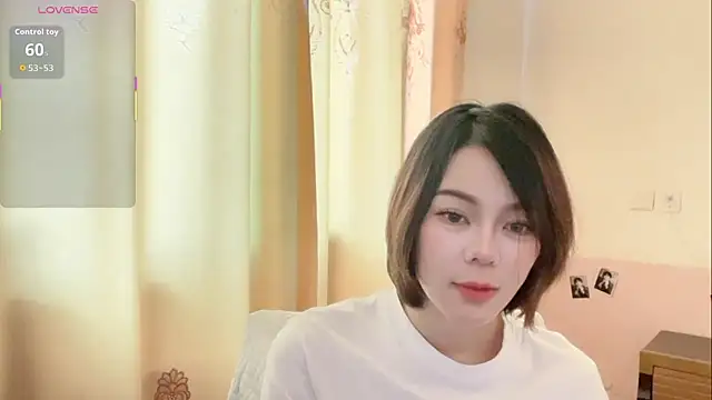 Snapshot of Linda-LL chatting on March 24, 2026, 2:49 am Linda-LL online show from March 24, 2026, 2:49 am