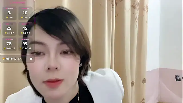 Snapshot of Linda-LL chatting on April 5, 2026, 10:23 am Linda-LL online show from April 5, 2026, 10:23 am