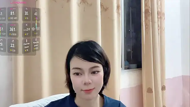 Snapshot of Linda-LL chatting on April 11, 2026, 11:03 am Linda-LL online show from April 11, 2026, 11:03 am