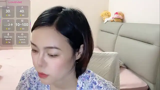 Linda-LL online show from May 13, 2026, 10:23 am