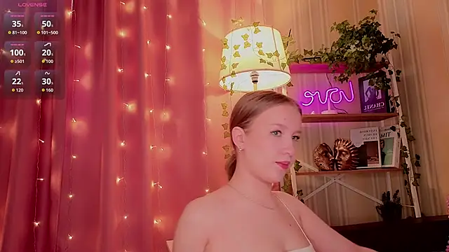 ms evasweet online show from October 12, 2025, 11:42 am