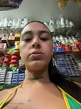 paisitahot1975 online show from February 7, 2025, 10:20 pm