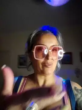 DesireSatler online show from November 2, 2025, 4:37 am