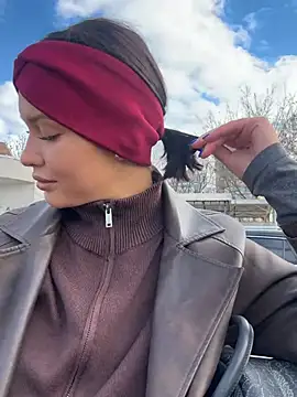 KikiWatson online show from February 7, 2026, 7:56 am