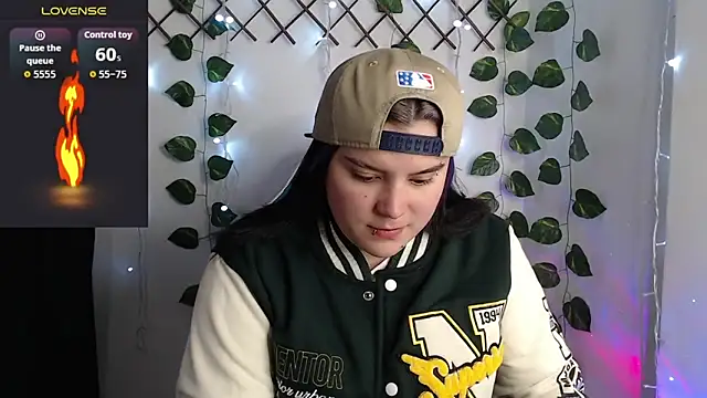 Nika 1  online show from February 18, 2026, 6:09 am