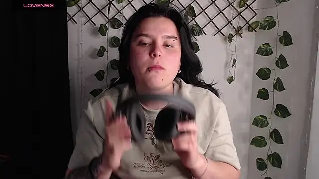 Snapshot of Nika_1_ chatting on May 24, 2026, 1:21 am Nika 1 online show from May 24, 2026, 1:21 am