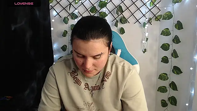Snapshot of Nika_1_ chatting on May 25, 2026, 12:27 am Nika 1 online show from May 25, 2026, 12:27 am