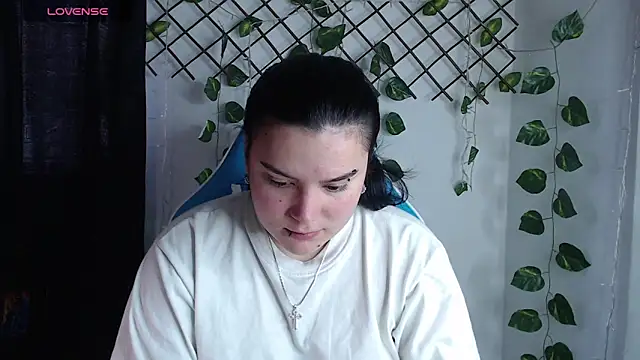 Snapshot of Nika_1_ chatting on May 26, 2026, 9:44 pm Nika 1 online show from May 26, 2026, 9:44 pm