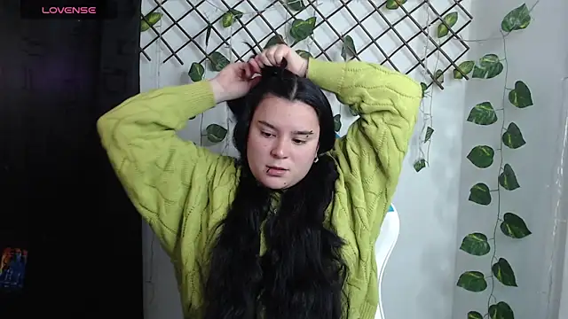 Snapshot of Nika_1_ chatting on June 1, 2026, 12:23 am Nika 1 online show from June 1, 2026, 12:23 am