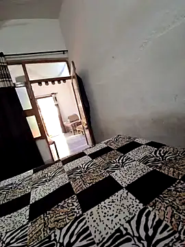 Snapshot of menakshiiikaur chatting on December 12, 2024, 7:19 am menakshiiikaur online show from December 12, 2024, 7:19 am