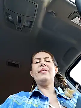 Snapshot of uber_babe chatting on January 1, 2025, 12:11 pm uber babe online show from January 1, 2025, 12:11 pm