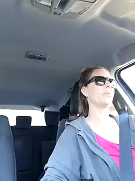 Snapshot of uber_babe chatting on January 13, 2025, 12:24 pm uber babe online show from January 13, 2025, 12:24 pm