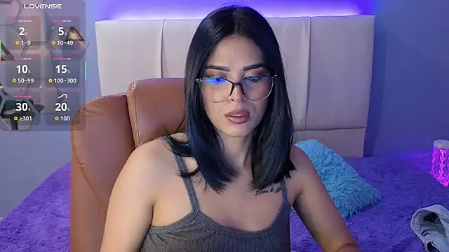 Snapshot of AlessiaVal_ chatting on September 11, 2025, 4:07 pm AlessiaVal online show from September 11, 2025, 4:07 pm