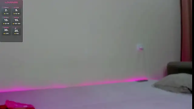 Simona 06  online show from December 13, 2024, 4:49 pm