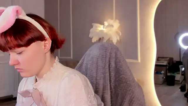 Snapshot of DreamyLuna chatting on March 22, 2025, 8:48 pm DreamyLuna online show from March 22, 2025, 8:48 pm