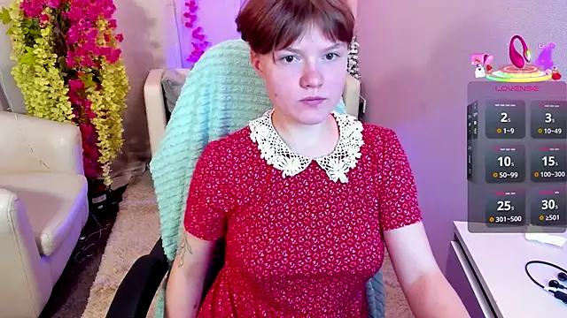 Snapshot of DreamyLuna chatting on September 14, 2025, 8:41 pm DreamyLuna online show from September 14, 2025, 8:41 pm