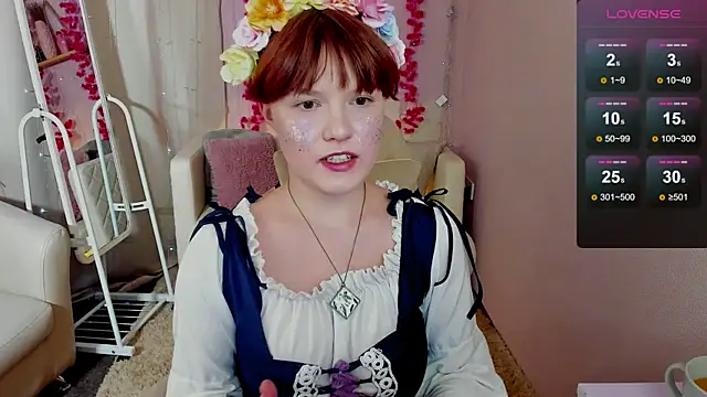 Snapshot of DreamyLuna chatting on November 27, 2025, 8:33 pm DreamyLuna online show from November 27, 2025, 8:33 pm