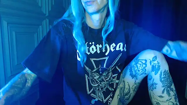 RavenryderUK online show from June 12, 2026, 9:14 pm