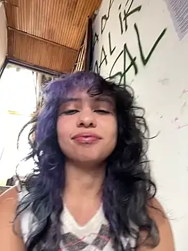 Snapshot of Sweet_Chaos chatting on December 15, 2024, 2:48 pm Sweet Chaos online show from December 15, 2024, 2:48 pm