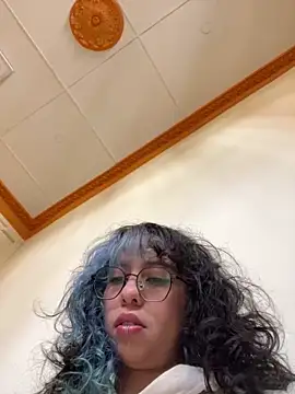 Snapshot of Sweet_Chaos chatting on January 23, 2025, 3:54 pm Sweet Chaos online show from January 23, 2025, 3:54 pm