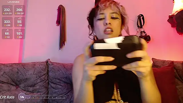 Snapshot of Sweet_Chaos chatting on February 26, 2025, 4:35 pm Sweet Chaos online show from February 26, 2025, 4:35 pm