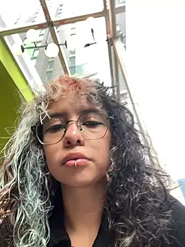 Snapshot of Sweet_Chaos chatting on February 26, 2025, 8:11 pm Sweet Chaos online show from February 26, 2025, 8:11 pm