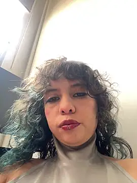 Sweet Chaos online show from March 16, 2026, 5:39 pm