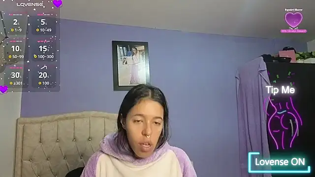Snapshot of stephania_t chatting on July 6, 2026, 2:36 pm stephania t online show from July 6, 2026, 2:36 pm