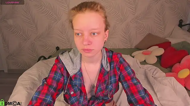 Snapshot of Michelle_Blond chatting on April 4, 2026, 8:01 am Michelle Blond online show from April 4, 2026, 8:01 am