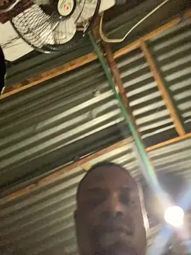 ElNegroRony online show from February 24, 2025, 8:25 pm