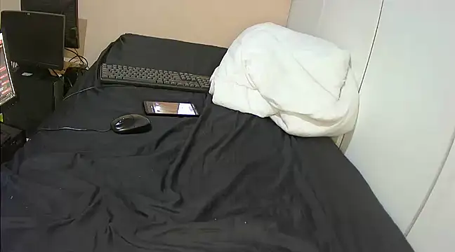 Snapshot of ebonyjezebel chatting on January 3, 2025, 11:44 pm ebonyjezebel online show from January 3, 2025, 11:44 pm