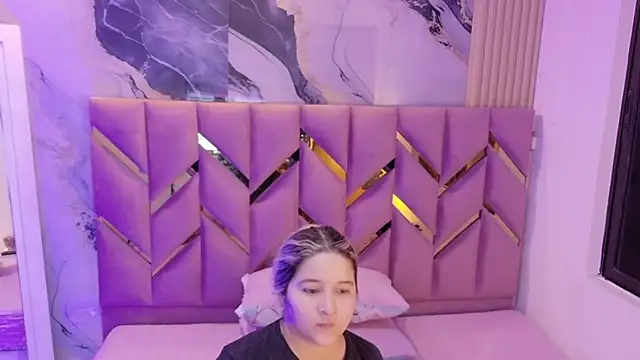 collegepawglovedaddy online show from March 25, 2026, 7:53 pm