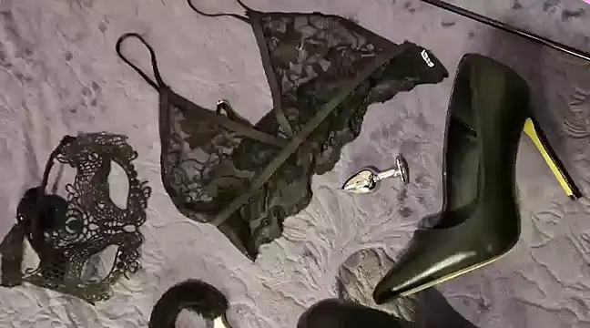 Snapshot of culbutemoi4 chatting on March 10, 2025, 8:37 am culbutemoi4 online show from March 10, 2025, 8:37 am