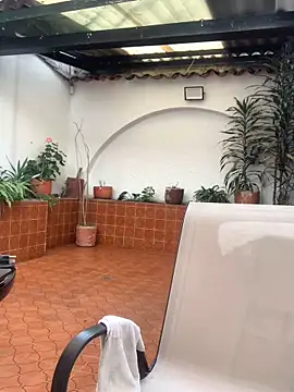 Snapshot of Kyna_euphoria chatting on January 9, 2025, 7:08 pm Kyna euphoria online show from January 9, 2025, 7:08 pm