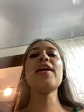 Snapshot of Kyna_euphoria chatting on January 12, 2025, 7:53 am Kyna euphoria online show from January 12, 2025, 7:53 am