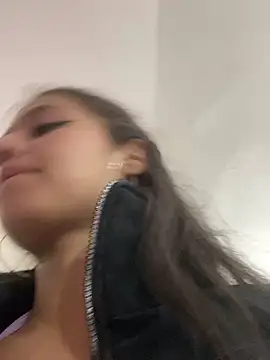 Snapshot of Kyna_euphoria chatting on March 9, 2025, 12:00 am Kyna euphoria online show from March 9, 2025, 12:00 am