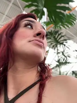 ariiel  online show from April 23, 2026, 8:33 pm