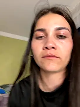 aurora divine online show from October 11, 2025, 10:52 pm