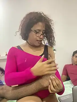 zahrivk1 online show from December 11, 2024, 9:34 pm