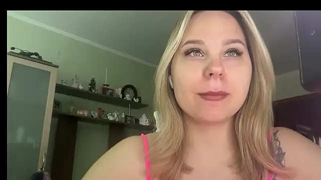 Thalia  Star online show from March 29, 2026, 7:08 am