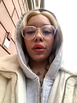 babydolll online show from October 26, 2025, 12:22 pm